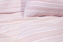 Load image into Gallery viewer, Yura Duvet Cover Set