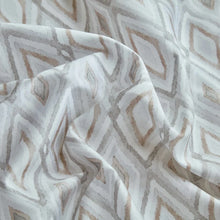 Load image into Gallery viewer, Facet Duvet Cover Set
