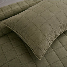 Load image into Gallery viewer, Squares Coverlet Set