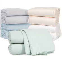 Load image into Gallery viewer, Portuguese Flannel Sheet Set