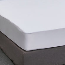 Load image into Gallery viewer, Velvet Touch Mattress Protector