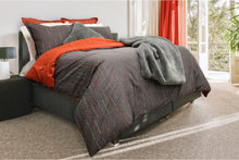 Load image into Gallery viewer, Aske Duvet Cover Set
