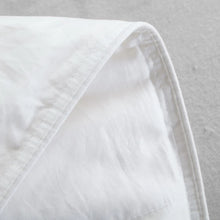 Load image into Gallery viewer, Robson Canadian 70/30 Down &amp; Feather Duvet
