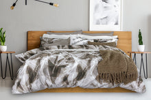 Load image into Gallery viewer, Faxton Duvet Cover Set
