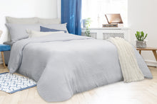 Load image into Gallery viewer, Marguerite Duvet Cover Set
