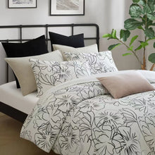 Load image into Gallery viewer, Noah Duvet Cover Set
