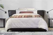 Load image into Gallery viewer, Yura Duvet Cover Set
