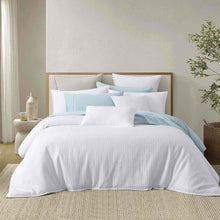 Load image into Gallery viewer, Chaucer Duvet Cover Set

