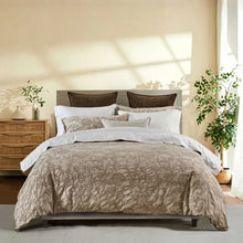 Load image into Gallery viewer, Matrice Duvet Cover Set
