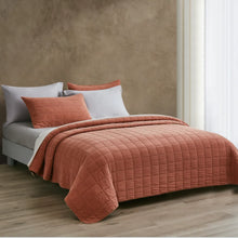 Load image into Gallery viewer, Squares Coverlet Set
