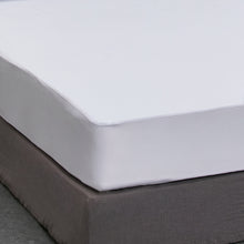 Load image into Gallery viewer, Velvet Touch Mattress Protector
